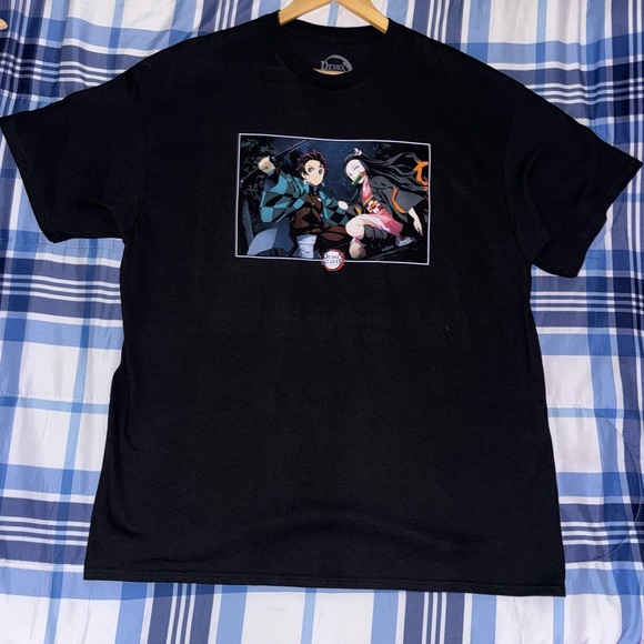 Anime Demon Slayer Black Tee - Size XL - Picture 1 of 3
